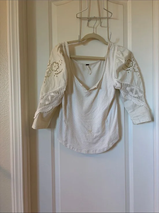 Free People Cream Embroidered Crochet Sleeve Peasant Blouse