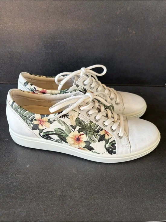 ECCO Leather Tropical Floral Print, White Sneakers, Lace Up, Hibiscus, Women’s 8