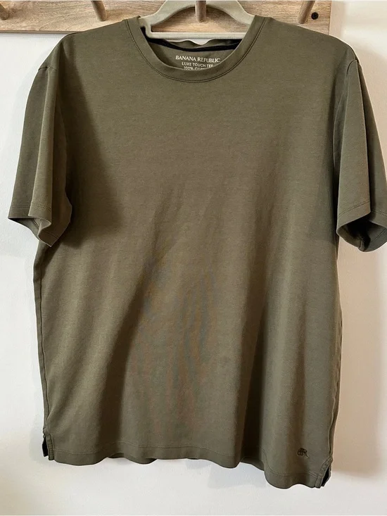 Banana Republic Men's Olive Green Crewneck Short Sleeve Tee size Large