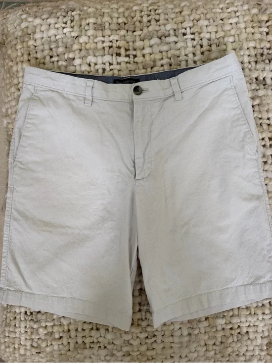 Banana Republic Aiden Short.