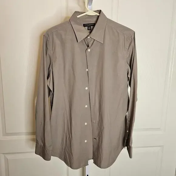 Banana Republic Slim Fit Dress Shirt - Medium