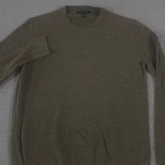 Banana Republic Sweater Mens M Olive Green Textured Knit Crewneck Cotton Blend