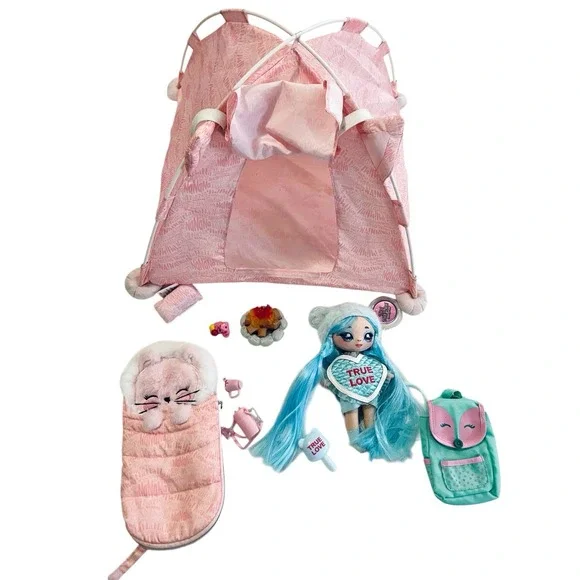 MGA Entertainment Na Na Na Surprise Kitty-Cat Campground Tent Playset‎