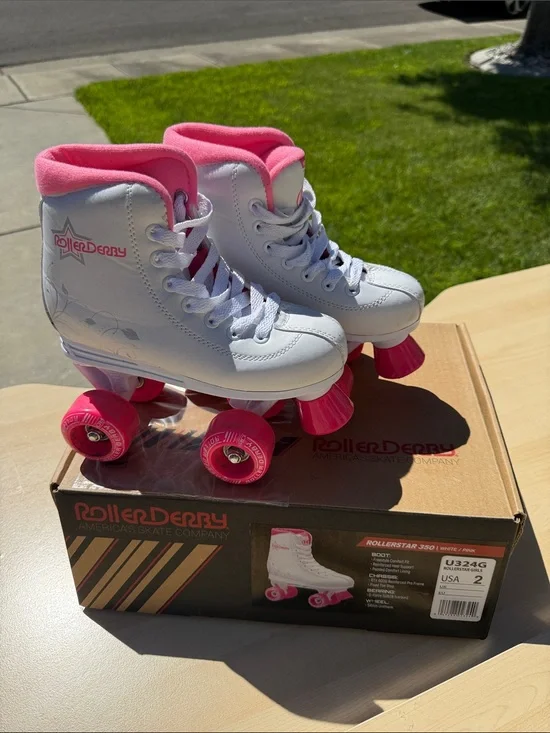 Roller Derby Girls' White and Pink Roller Skates