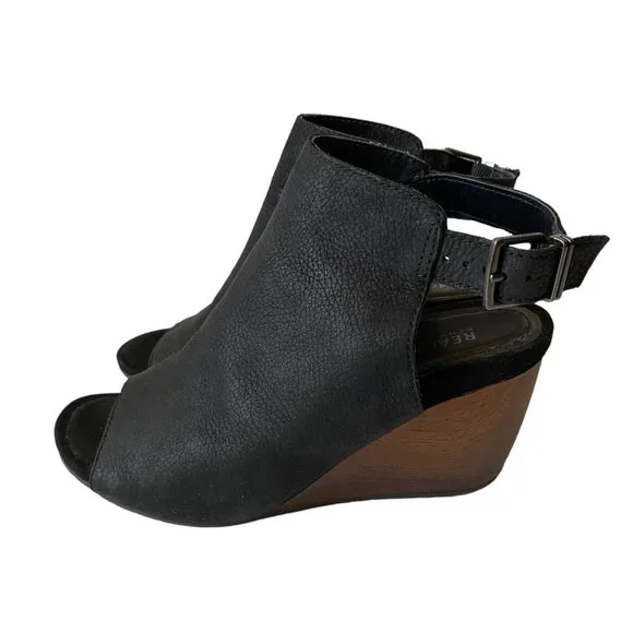 Kenneth Cole Reaction Cake Jar‎ Black Leather Wedge Sandals Peep Toe Mens 8 Med