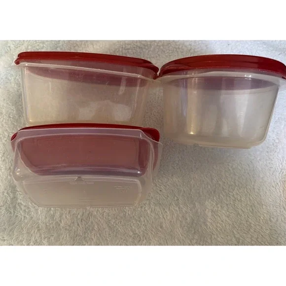 Rubbermaid Food Storage Containers 3.2, 3.2 2.1Cup W/ Red Lids Set of 3 Made USA