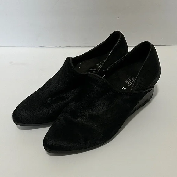 Bussola Weyburn Willow wedge ankle boots 37 or 6.5