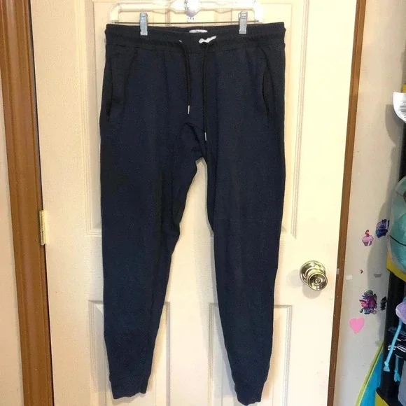 Basics B Hill Sweatpants Unisex adult size L