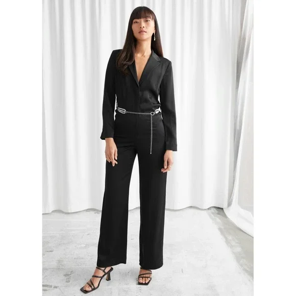 & Other Stories Fluid Padded Shoulder Satin Jumpsuit‎ Sz 6 Black Wide Leg V Neck