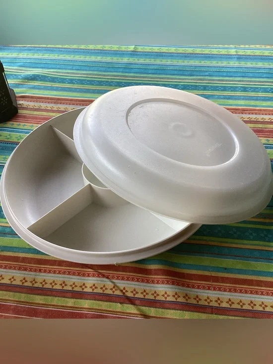 Tupperware Vintage Divided Round Serving Tray with Lid