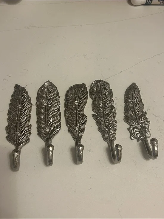 Feather Wall Hooks - Silver Decorative Set of 5