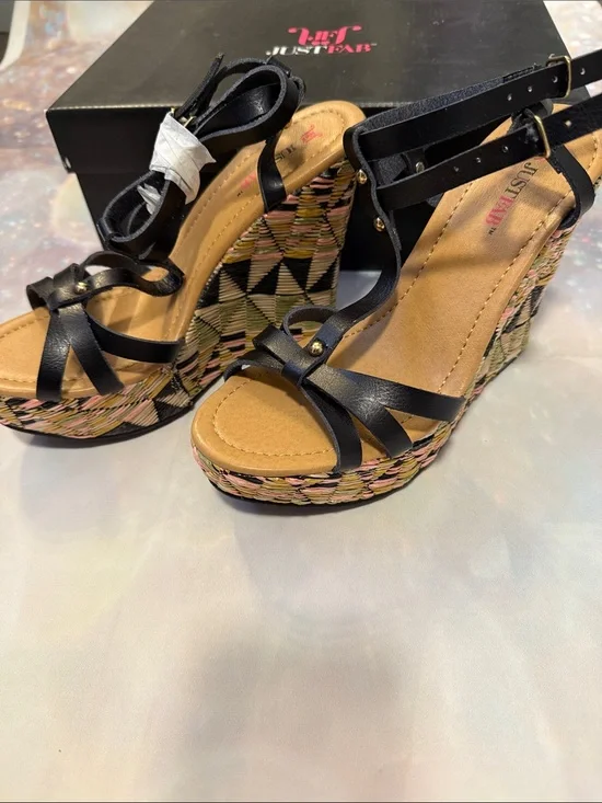 JustFab Black Strappy Wedges with Multicolor Patterned Platform 7.5