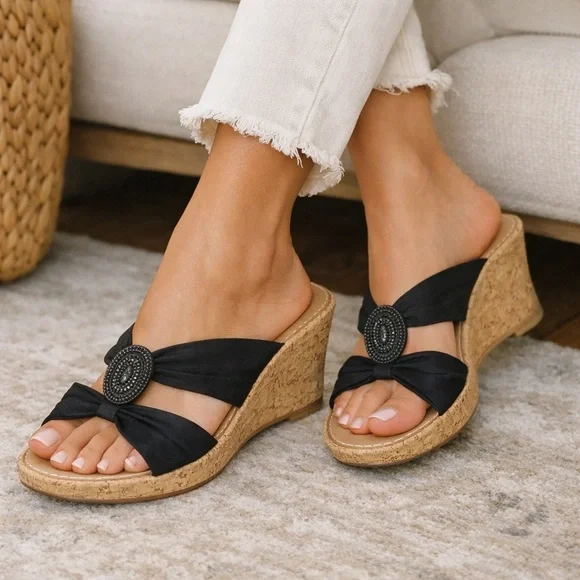 Italian Shoemakers Black Wedge Sandals