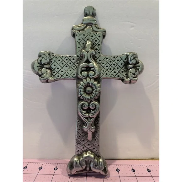 Fine Decorated Pewter Cross Wall Mounted‎ 7