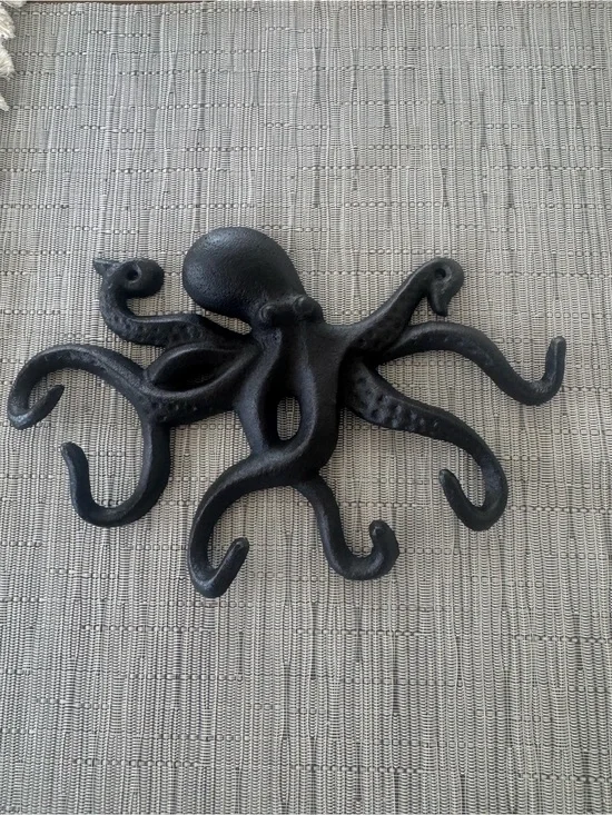 Black Octopus Wall Hook - Decorative Home Wall Decor metal new in box  hanger