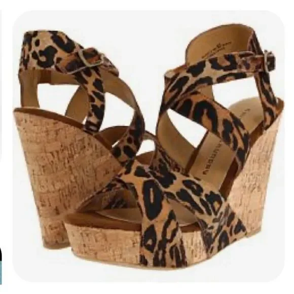 Chinese Laundry Cheetah Wedge