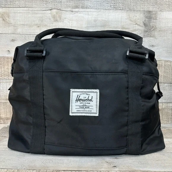 Herschel Supply Co Sutton Duffle Bag Black Weekender Carry On Travel Gym Bag