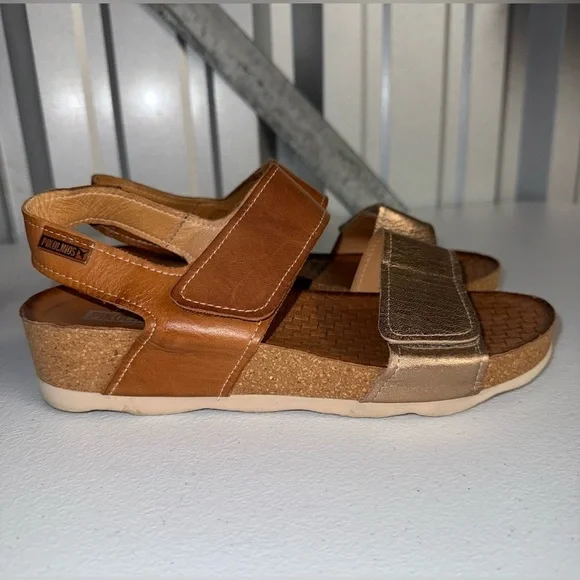 Pikolinos Mahon double strap with back wedge sandals size 7