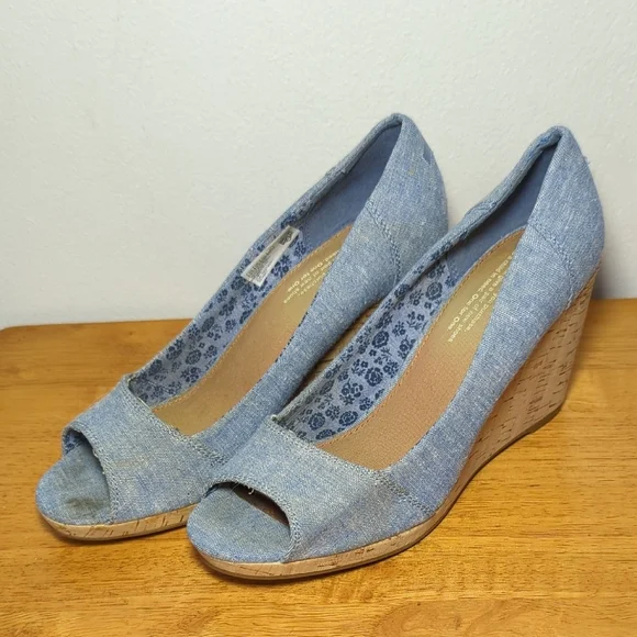 Toms Stella Peep-Toe Wedges Blue Chambray Cork Women's Size 8.5
