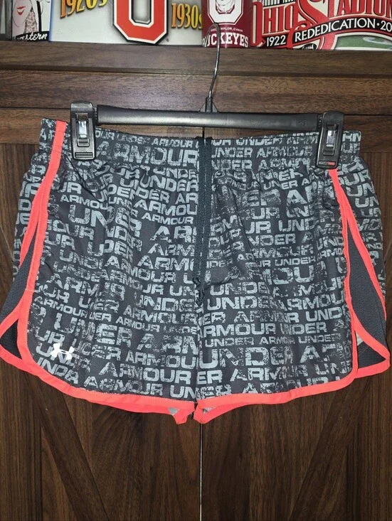 Women's Athletic UNDER ARMOUR Logo Shorts ~~ Size Medium