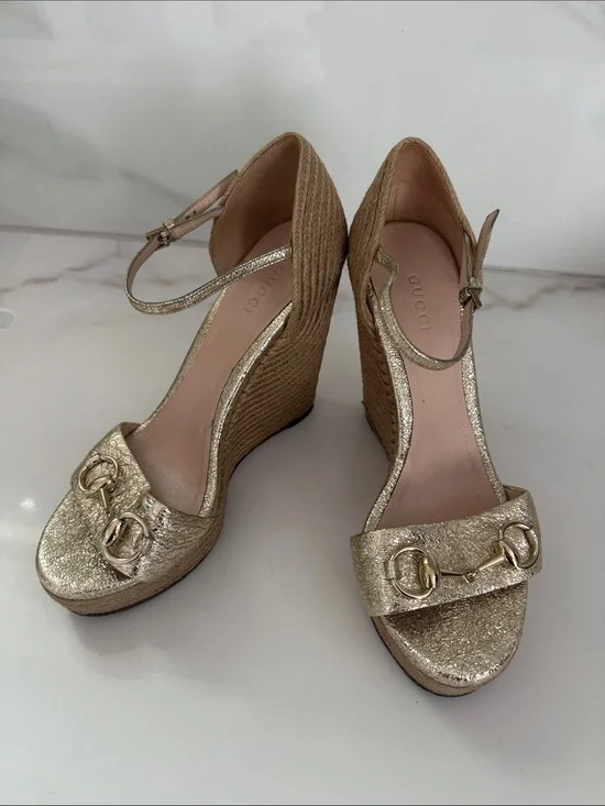 Gucci Gold Metallic Wedge horsebit Sandals- Sz 37/7