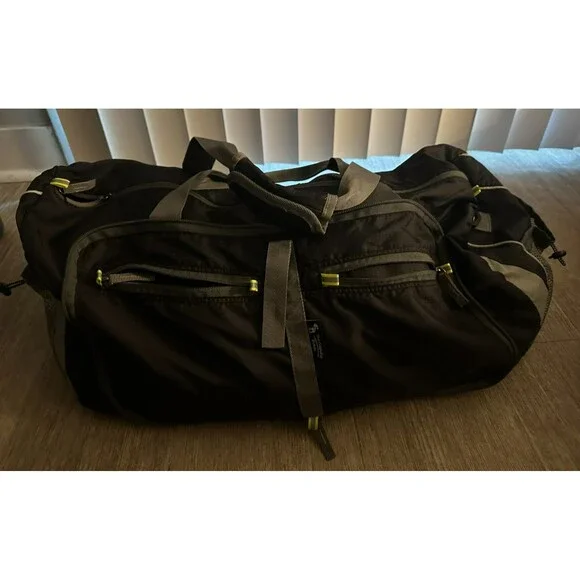 The Friendly Swede Duffel Travel Bag