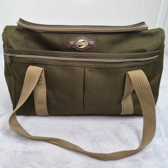 American Tourister Kenya 6 Olive Green Duffle Bag Travel Carry On 72874-660