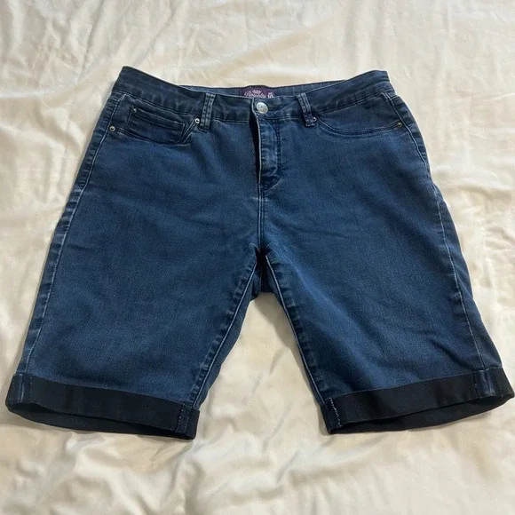 Royalty For Me Womens Blue Denim Bermuda Shorts Size 10‎ Dark Wash Stretch