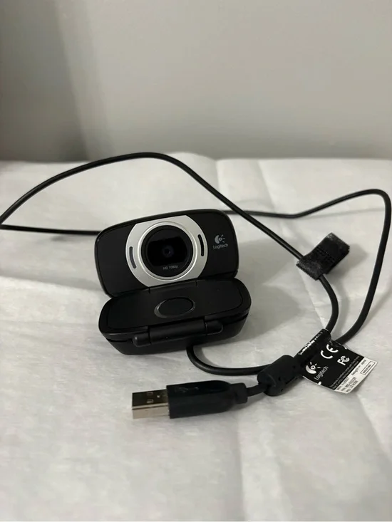 Logitech V-U0027 USB Webcam For Parts Or Repair Untested As Is