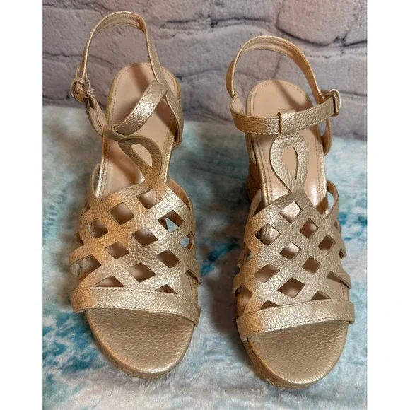 Limelight Sonia Gold Metallic Cutout Cork Wedge Platform Sandals‎ Womens 8
