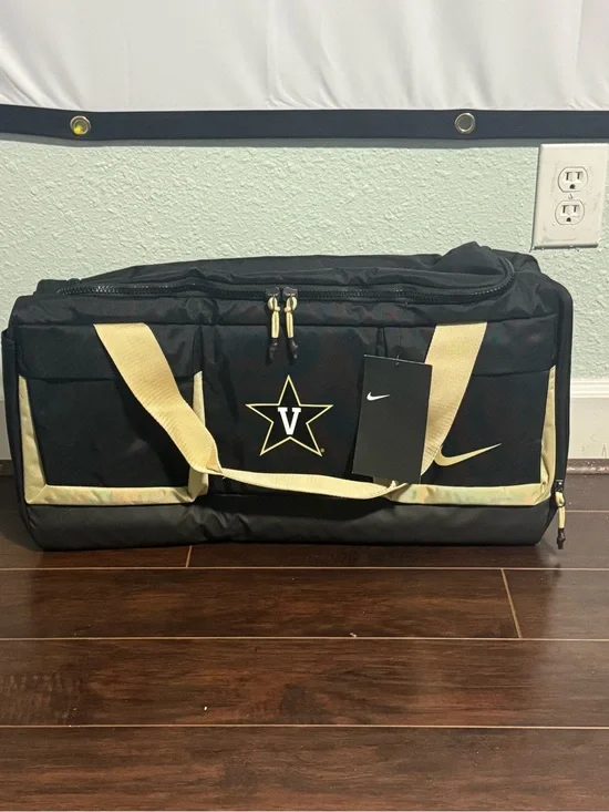 RARE Vanderbilt Commodores Nike Team Issued Duffel Bag NWT NCAA Football
