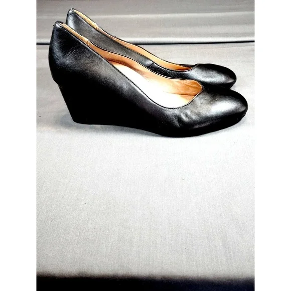 Vionic Women 10 Black Leather Wedge Pumps Orthaheel 7 Casual Goth Comfort Shoes*