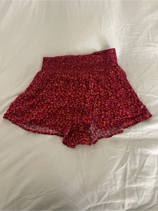 Aeropostale Red Floral High-Waist Smocked Shorts