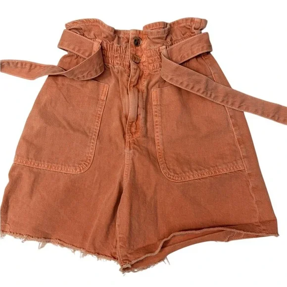 Zara High Waist Coral Shorts Size‎ 0