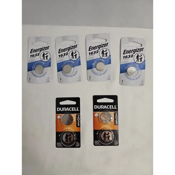 Battery Bundle  - 4 Count 1632  - 2 Count 2025 New In Package