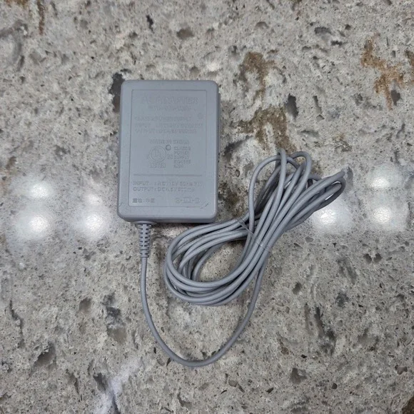 Nintendo 2DS/ 3DS Advance AC Adapter Power‎ Supply Charger WAP-002 (USA)