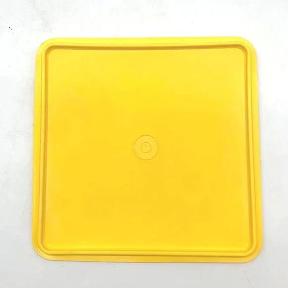 Tupperware Square Replacement Lid 515G-12 Yellow 10 Inch Seal