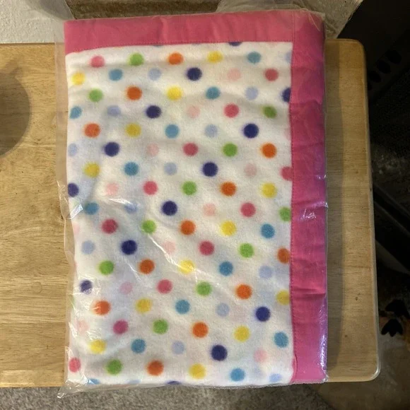 Brand New Dog Blanket, Angel‎ Paws 41x32 Polka Dot