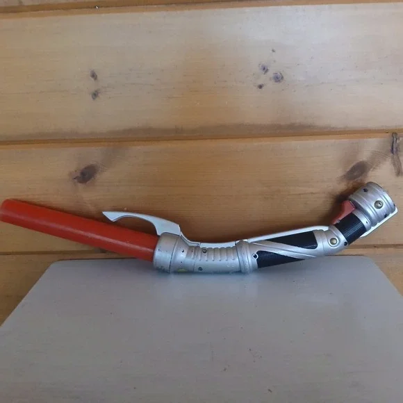 Star Wars 2001 Hasbro Count Dooku Lightsaber untested needs batteries scuffed A4