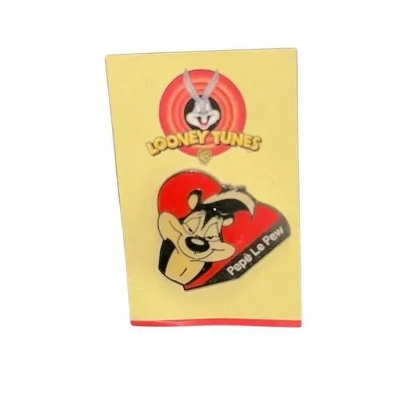 Looney Tunes‎ Vintage Pepe Le Pew enamel pin NWT