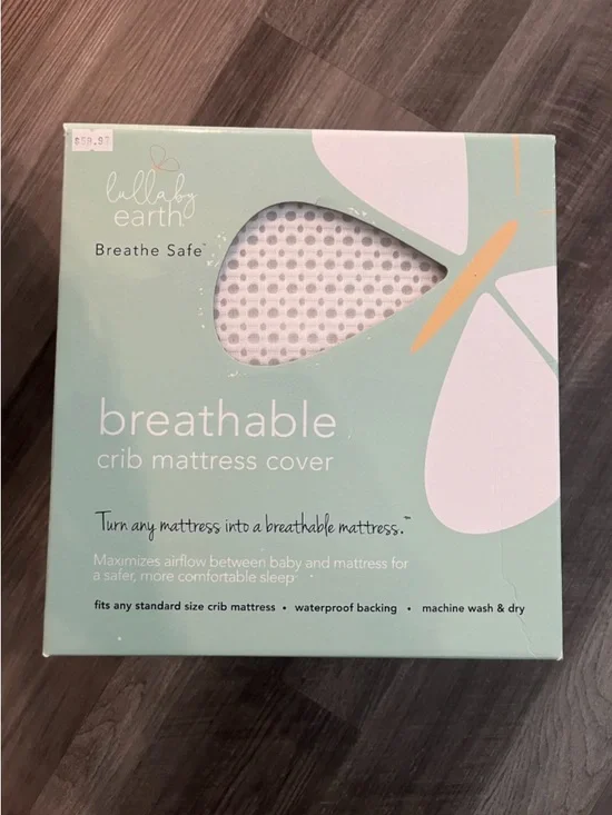 Breathable Crib Mattress Cover — White