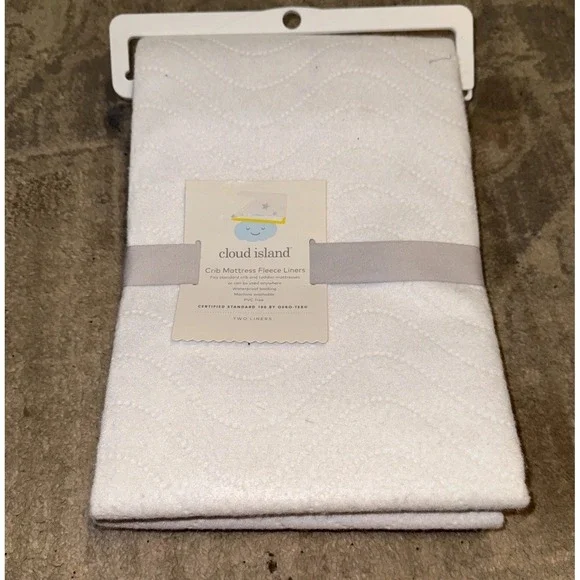 Cloud‎ Island Waterproof Crib / Toddler Fleece Mattress Liner  Set Of (2) New