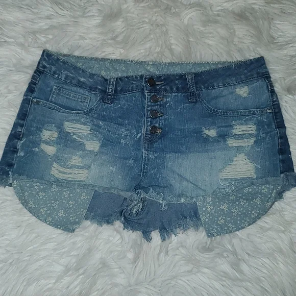 Rewash Ripped Denim Shorts – Button Front, Floral Lining, Size 13 (Juniors)