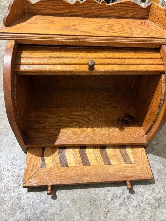 Breadbox