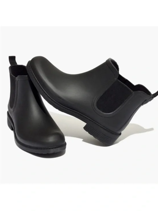 Madewell - The Chelsea Black Round Toe Pull On Rain Ankle Boots Size 9