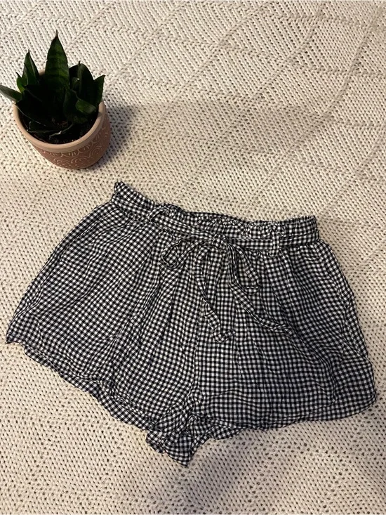 Forever 21 Black White Gingham Paperbag Shorts Size M Tie Waist Cottagecore