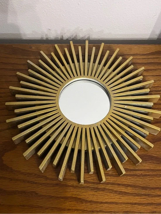 Vintage resin Sunburst Wall Mirror - Decorative Home Accent