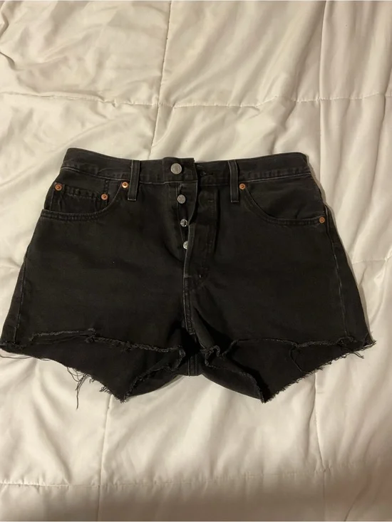 Levi's Black High-Rise Button-Fly Frayed Denim Shorts