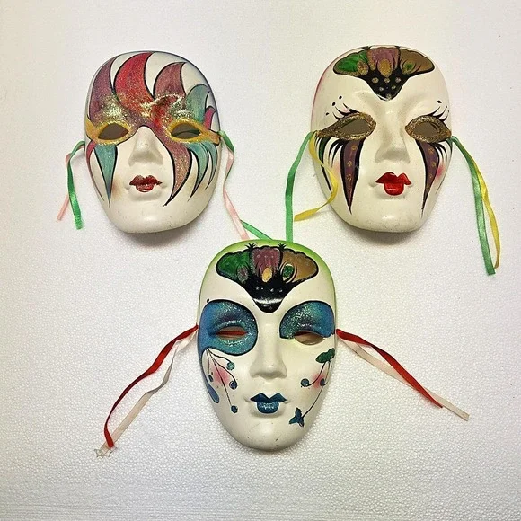 Vintage Hand-Painted Venetian Style Ceramic Wall Masks–Set of 3–Glitter‎ Accents