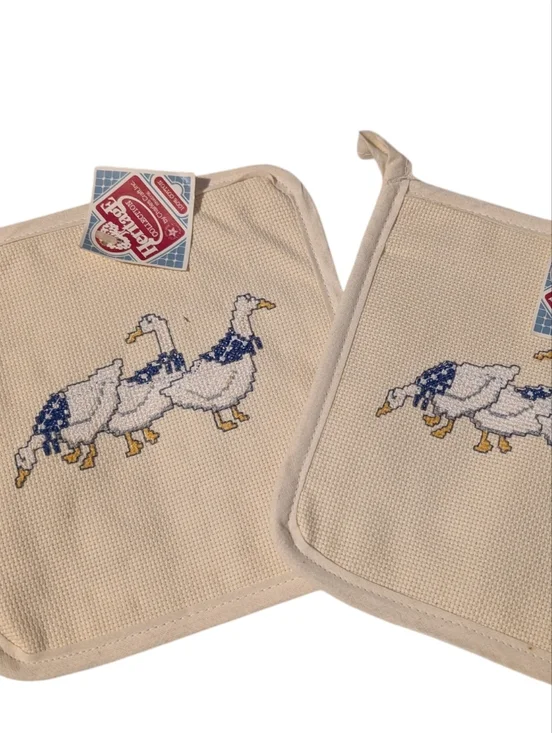 Vintage Geese Ducks Pot Holder Cross Stitch‎ Needlepoint NWT Set Of 2